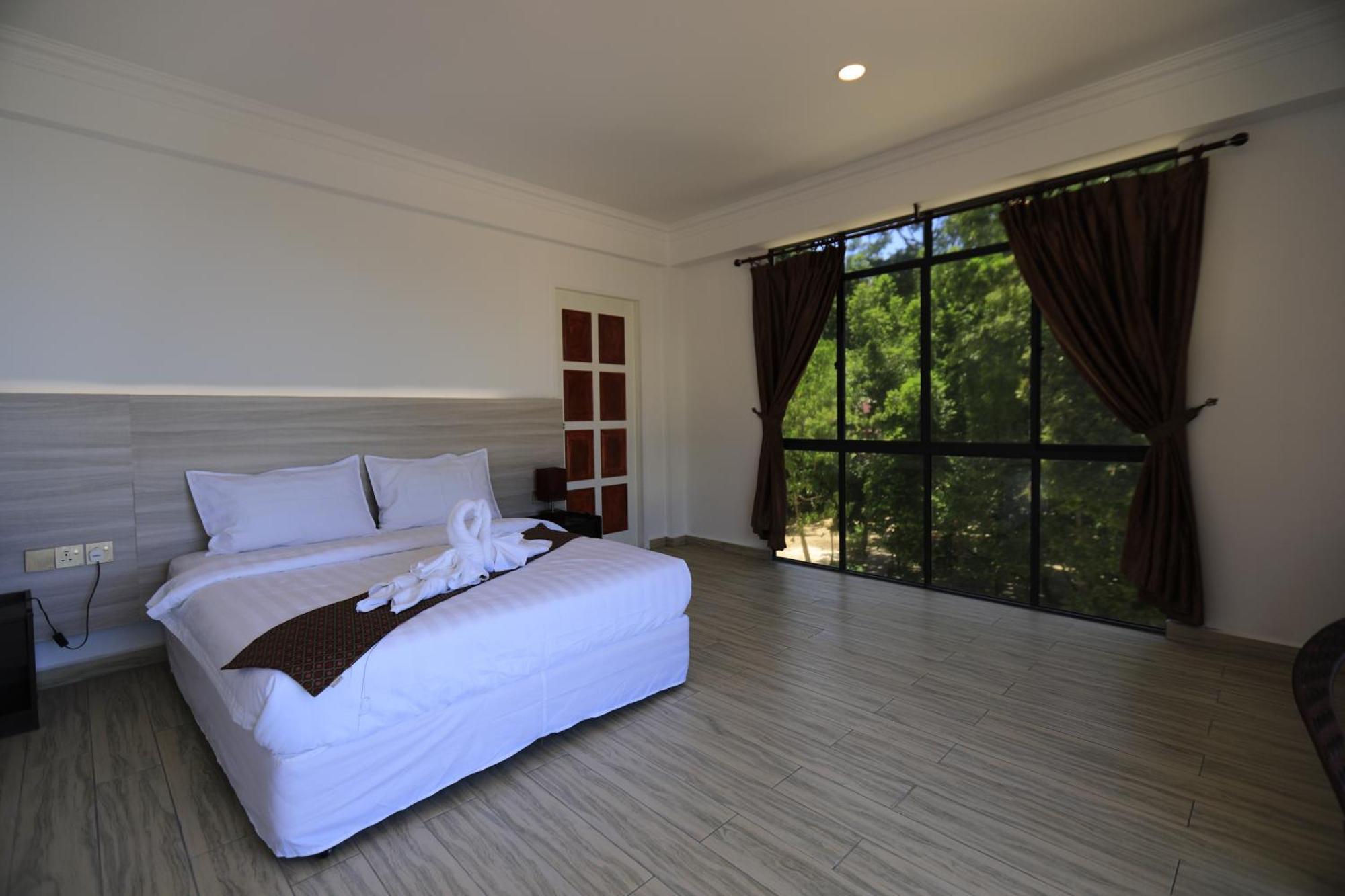 Dolphin Bay Island Resort Kota Belud Luaran gambar