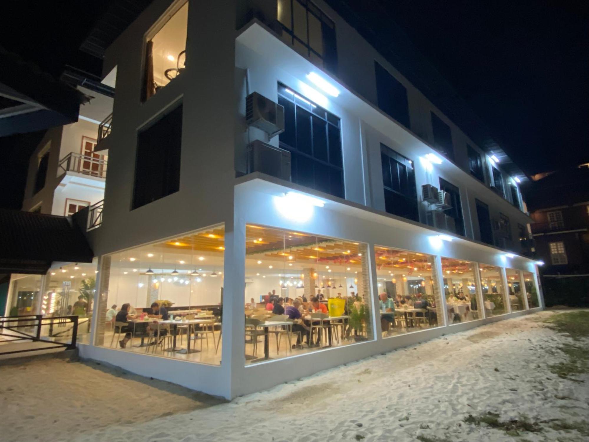 Dolphin Bay Island Resort Kota Belud Luaran gambar