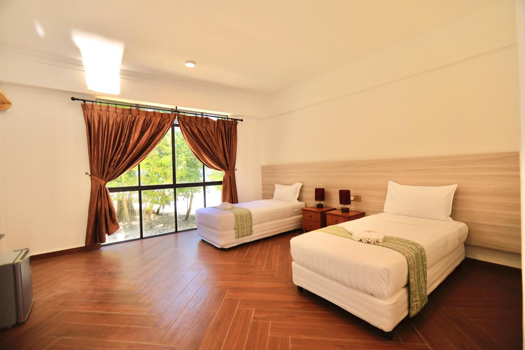 Dolphin Bay Island Resort Kota Belud Luaran gambar